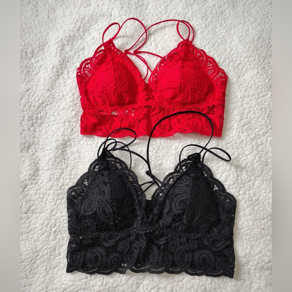*NWOT* Victoria's Secret PINK Medium Red & Black Strappy Lace Bralette Bundle